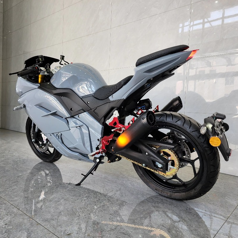 STLF Kecepatan Maksimum 200km/ - 72V 5000W Electric Motorcycle ulasan dan harga